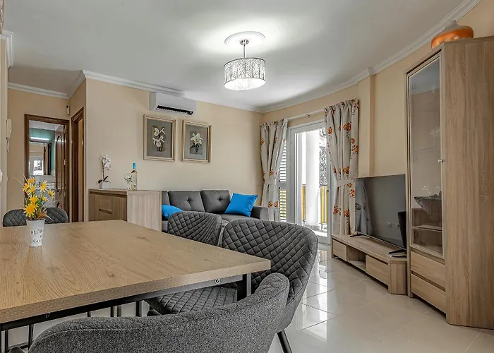 La Perla Vibes Apartment *